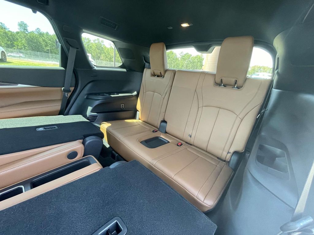 2026 Infiniti QX60 Autograph AWD photo 11