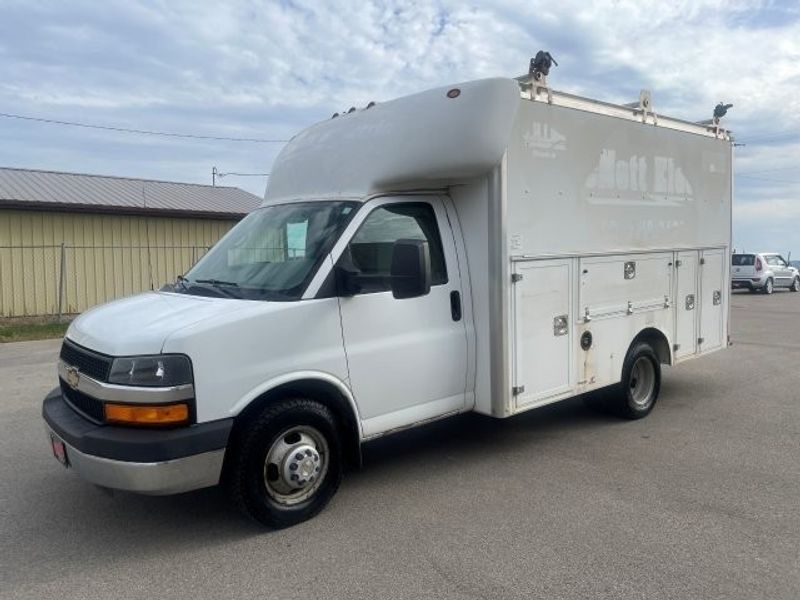 2015 Chevrolet Express Cutaway Base