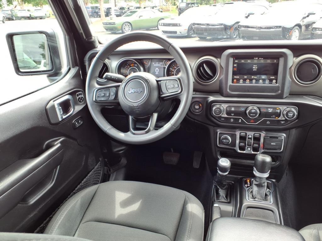 2023 Jeep Wrangler Sport S photo 23