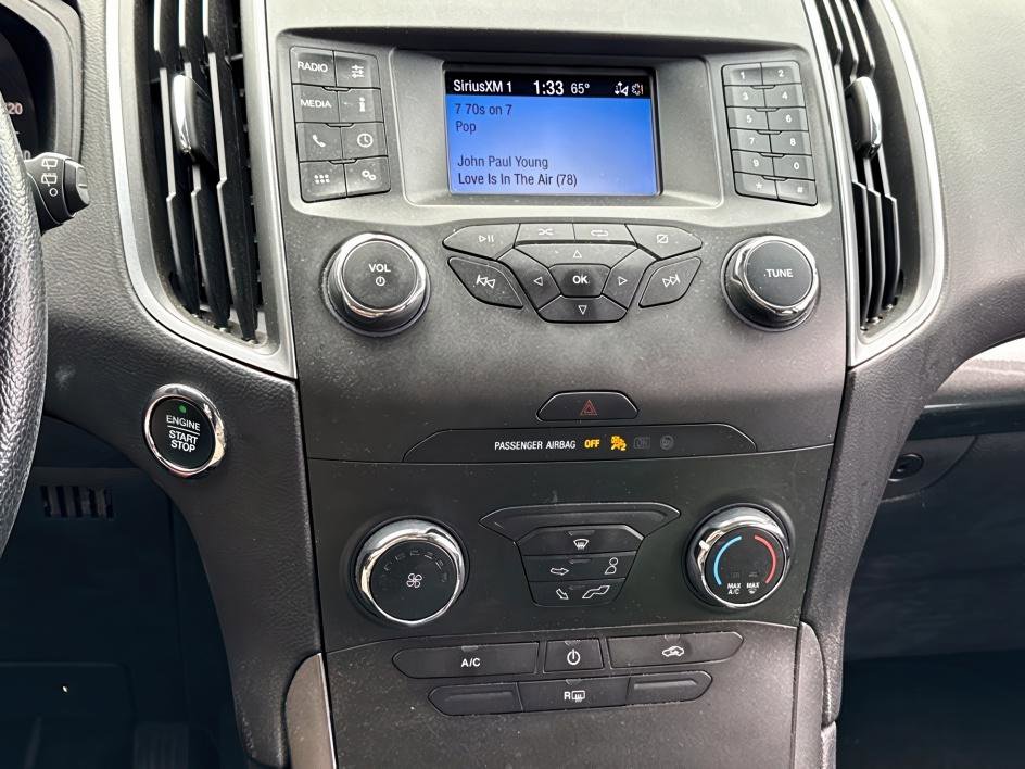 2019 Ford Edge SE photo 14