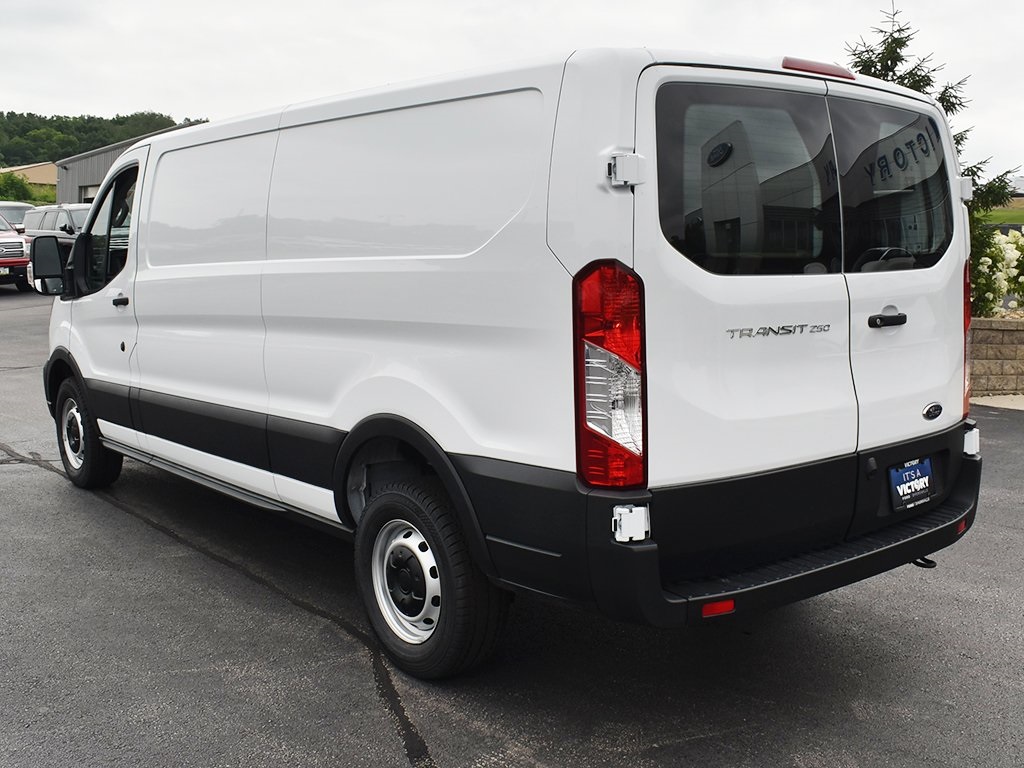 2025 Ford Transit Cargo Van photo 3