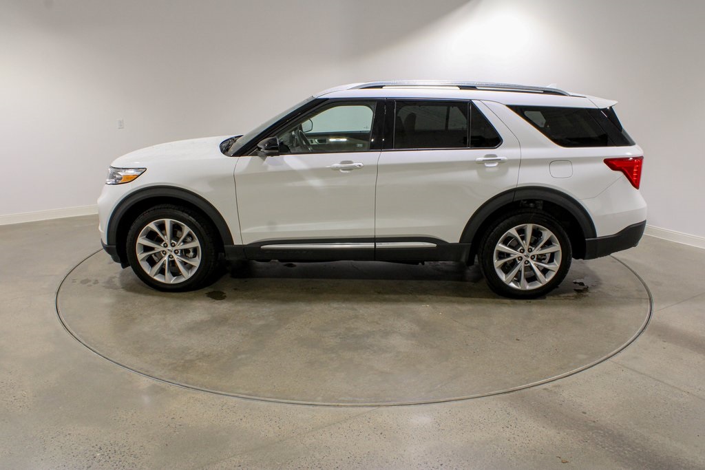 2021 Ford Explorer Platinum photo 2