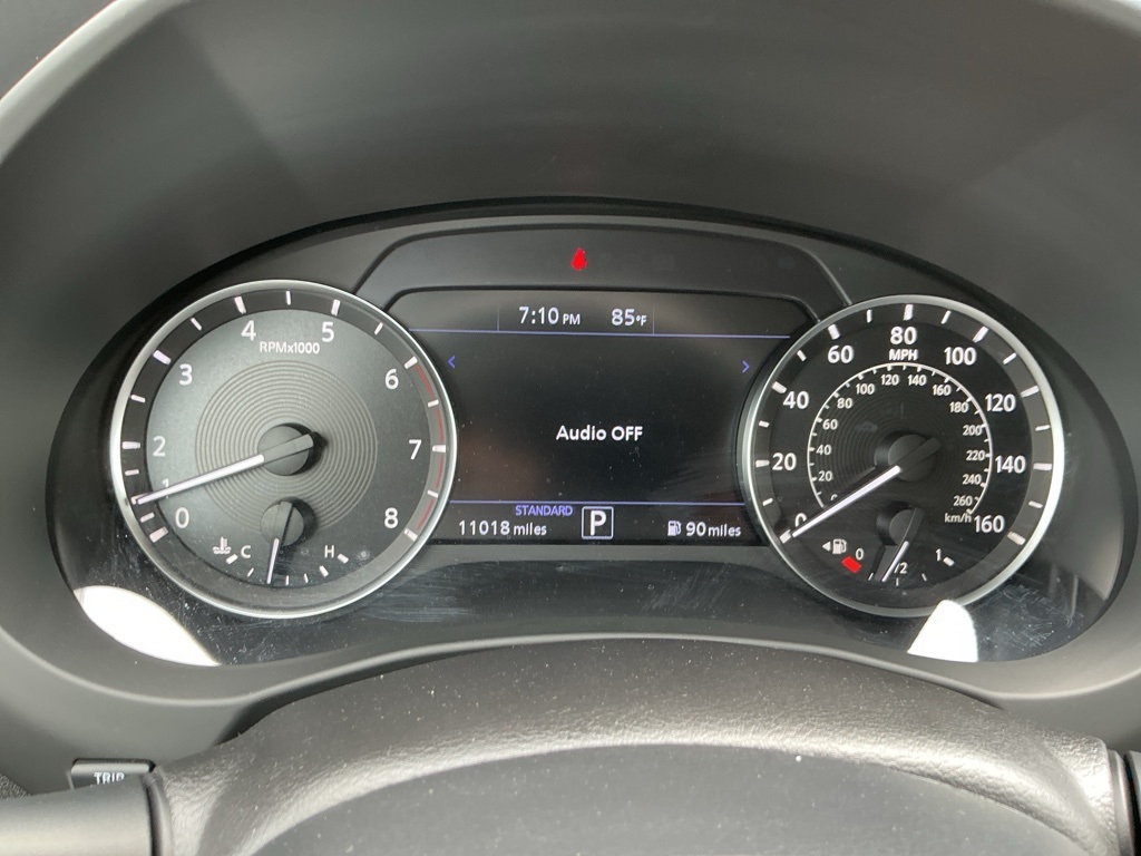 2024 Infiniti QX50 Luxe photo 10