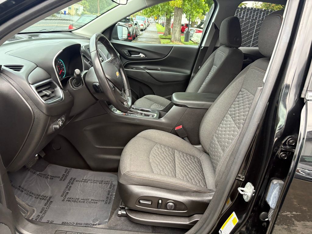 2021 Chevrolet Equinox LT photo 15