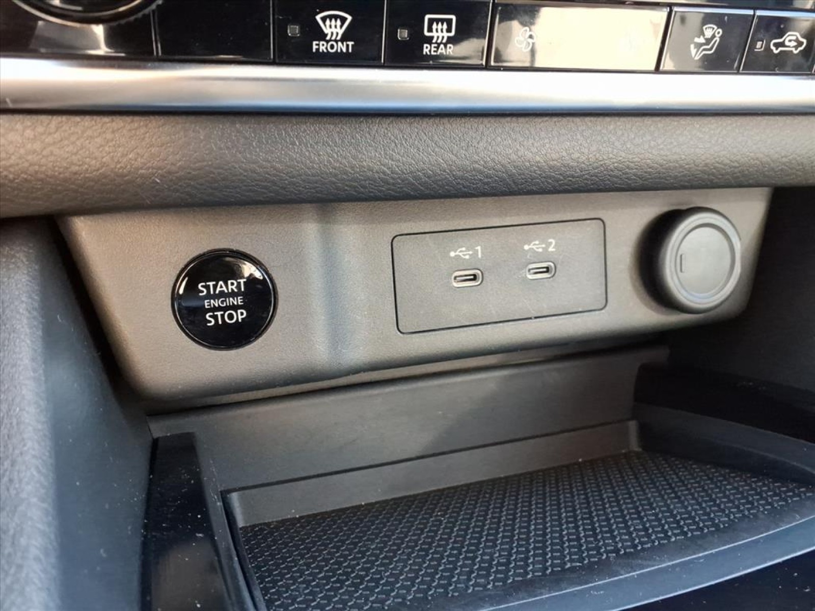 2025 Nissan Rogue SV White at Robbins Nissan