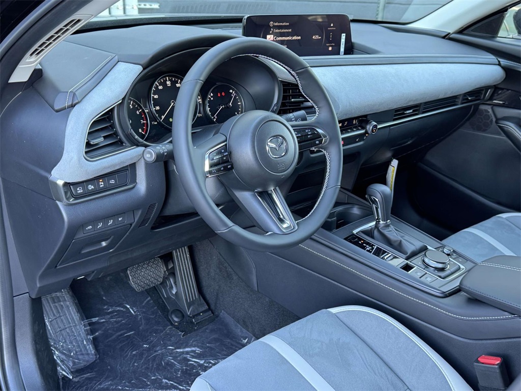 2026 Mazda CX-30 2.5 Turbo photo 2