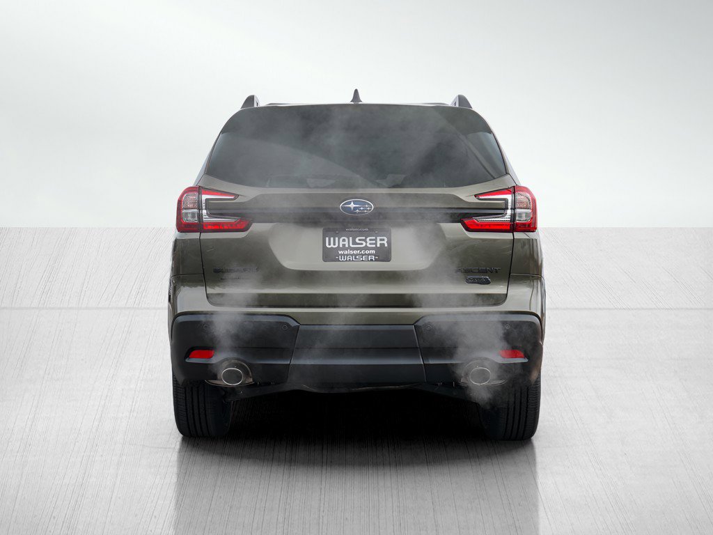 2025 Subaru Ascent Onyx Edition Touring photo 3