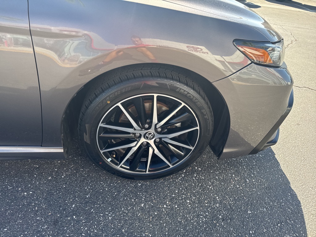 2022 Toyota Camry SE photo 20