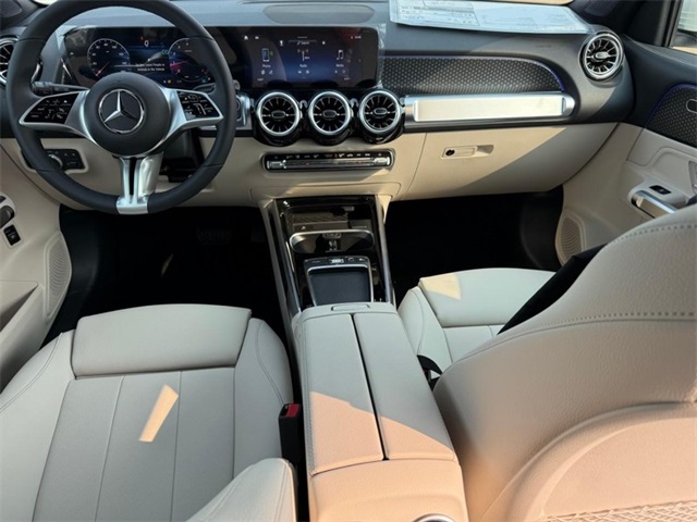 2025 Mercedes Benz GLB 250 4MATIC photo 7
