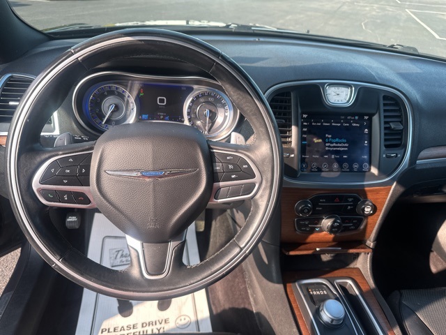 2017 Chrysler 300 C Platinum photo 20