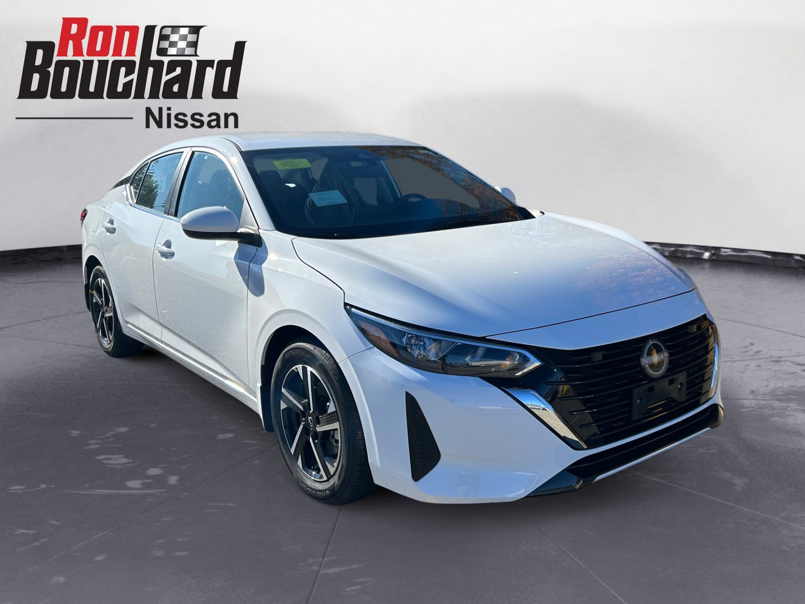 2025 Nissan Sentra SV's photo