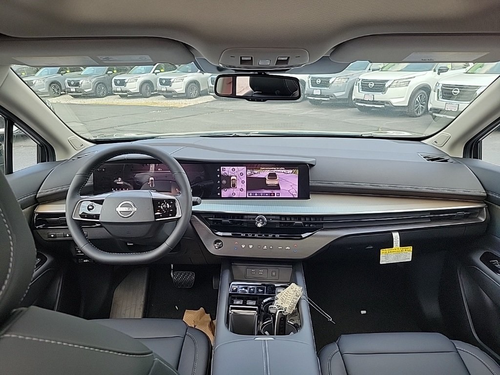 2025 Nissan Murano SL photo 13