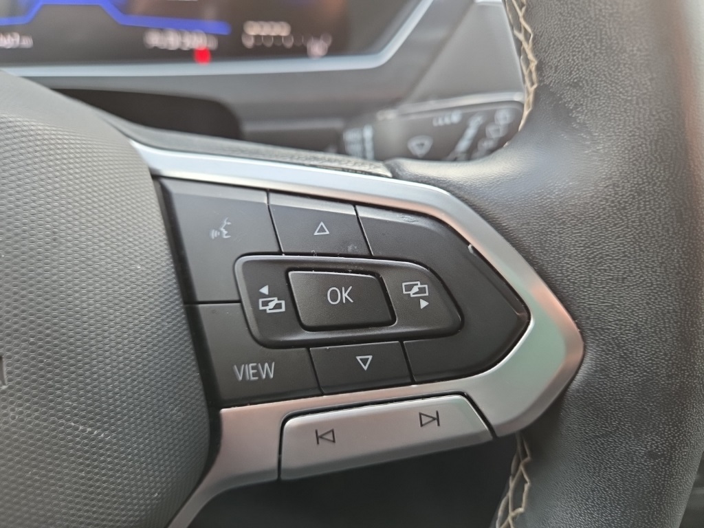 2023 Volkswagen Tiguan SE photo 4