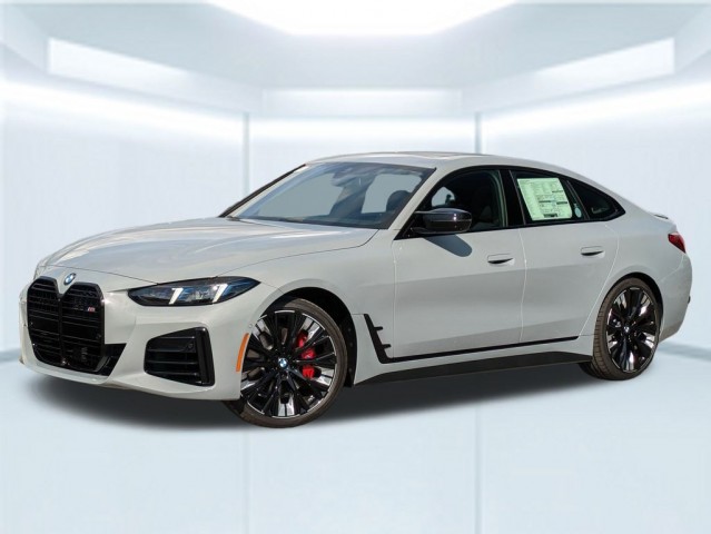 2025 BMW 440i M440i