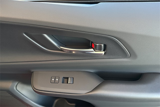 2026 Toyota Prius Plug-in Hybrid XSE photo 18