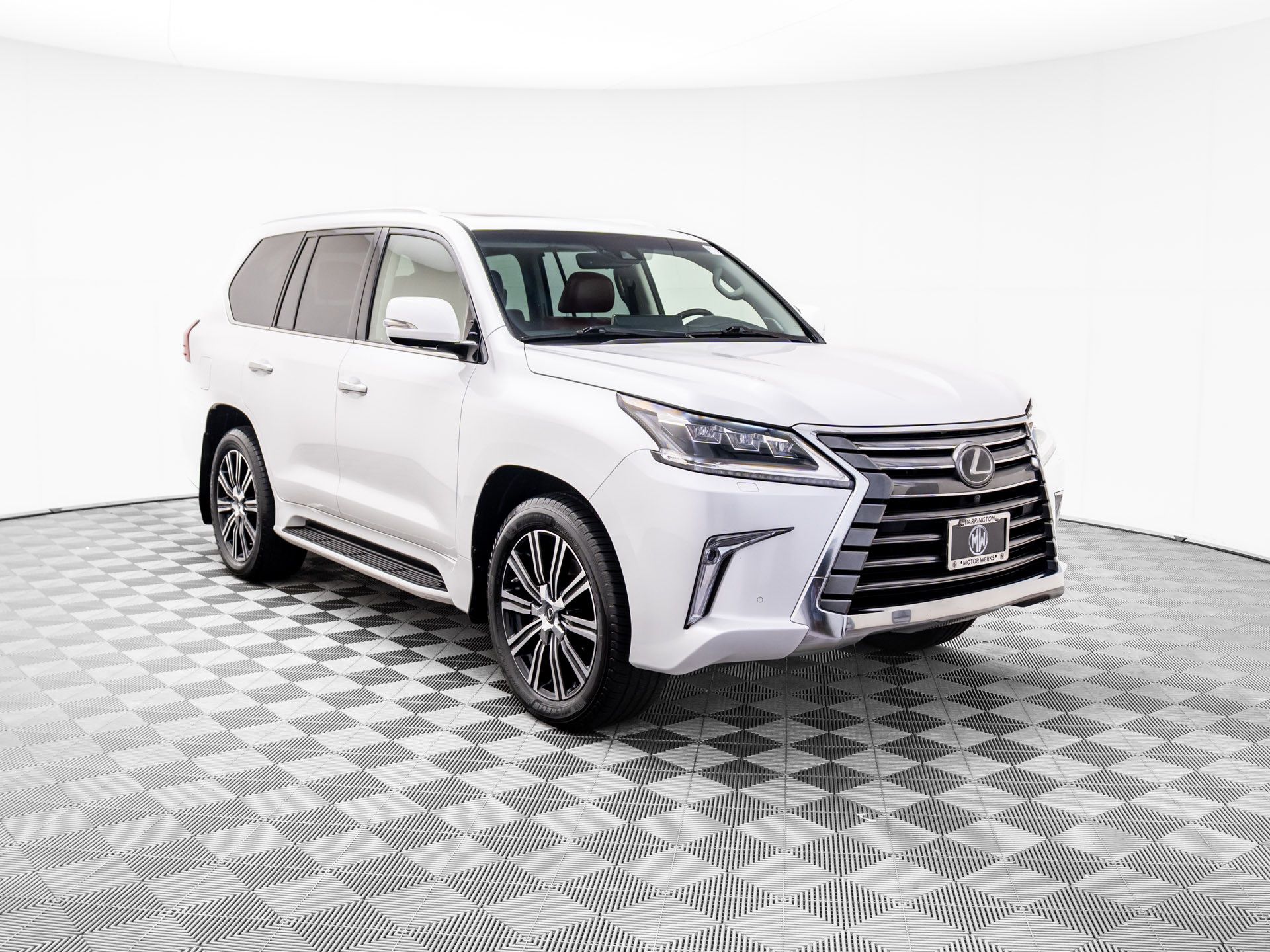 2019 Lexus LX 570 photo 7