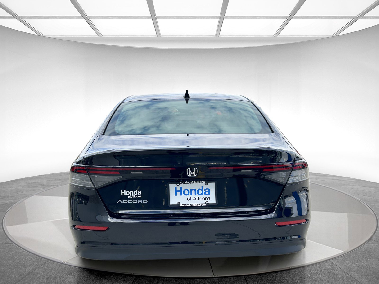 2025 Honda Accord 1.5T LX photo 4