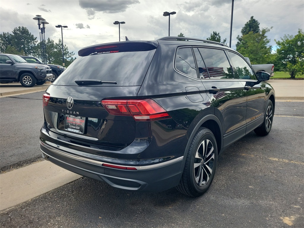 2023 Volkswagen Tiguan S photo 2