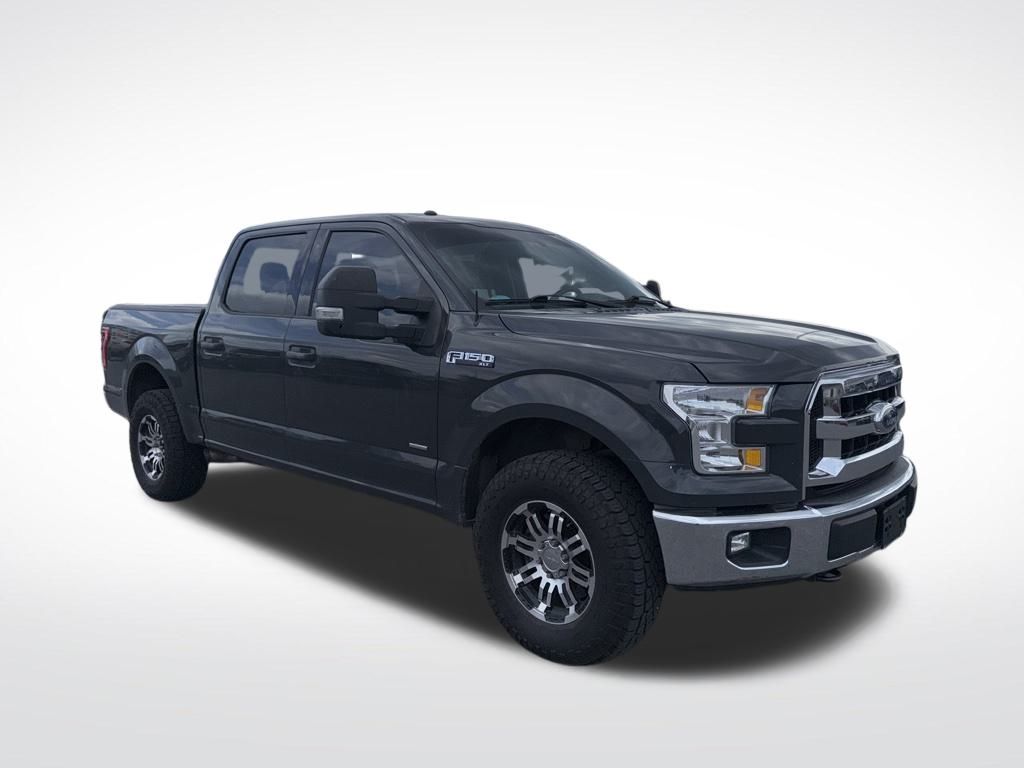 2017 Ford F-150 XLT photo 2