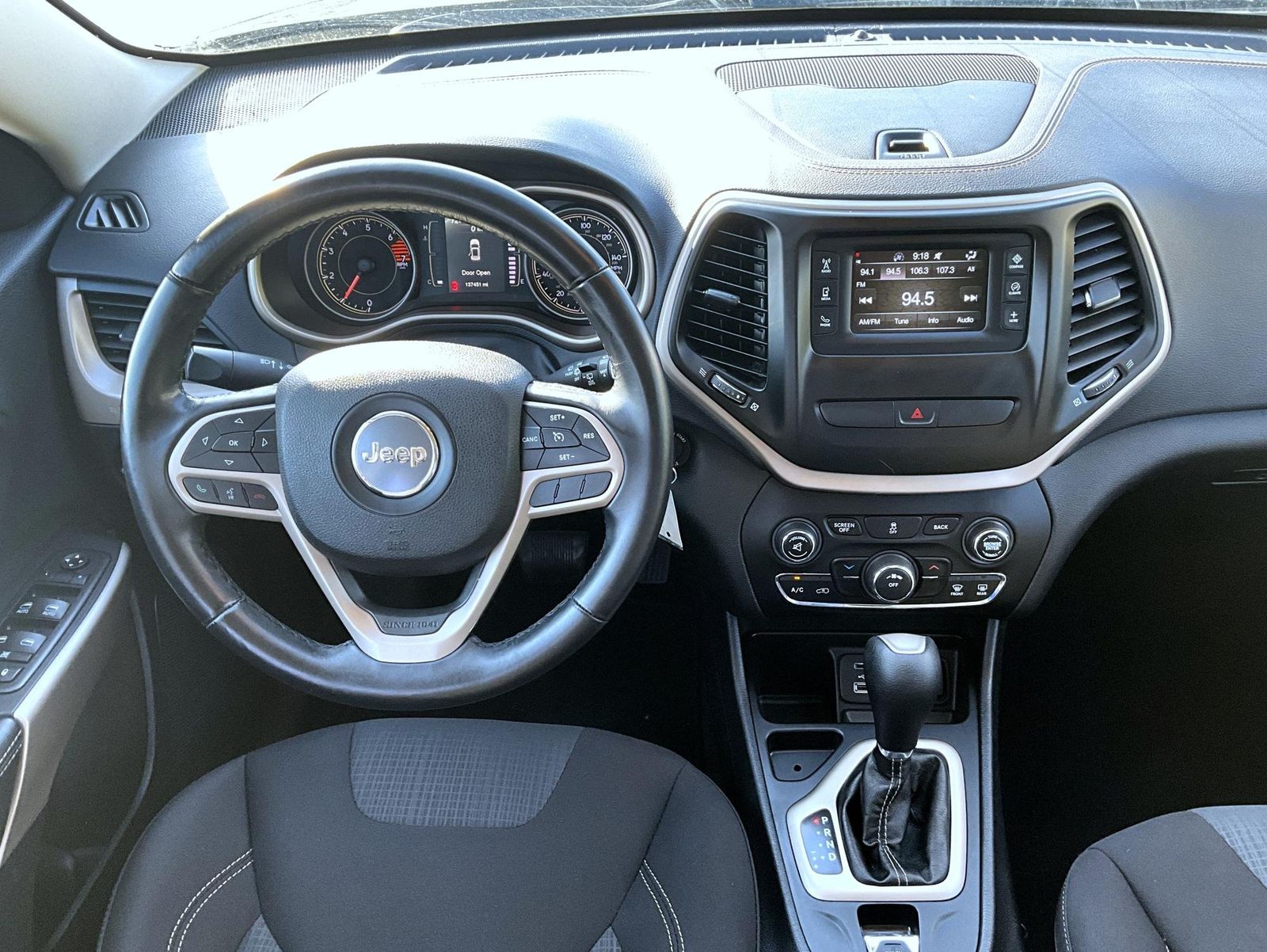 2017 Jeep Cherokee Latitude photo 10