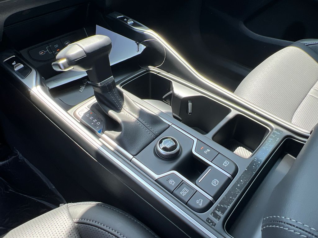 2025 Kia Sorento S photo 27
