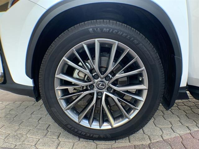 2023 Lexus NX 350 Luxury photo 9