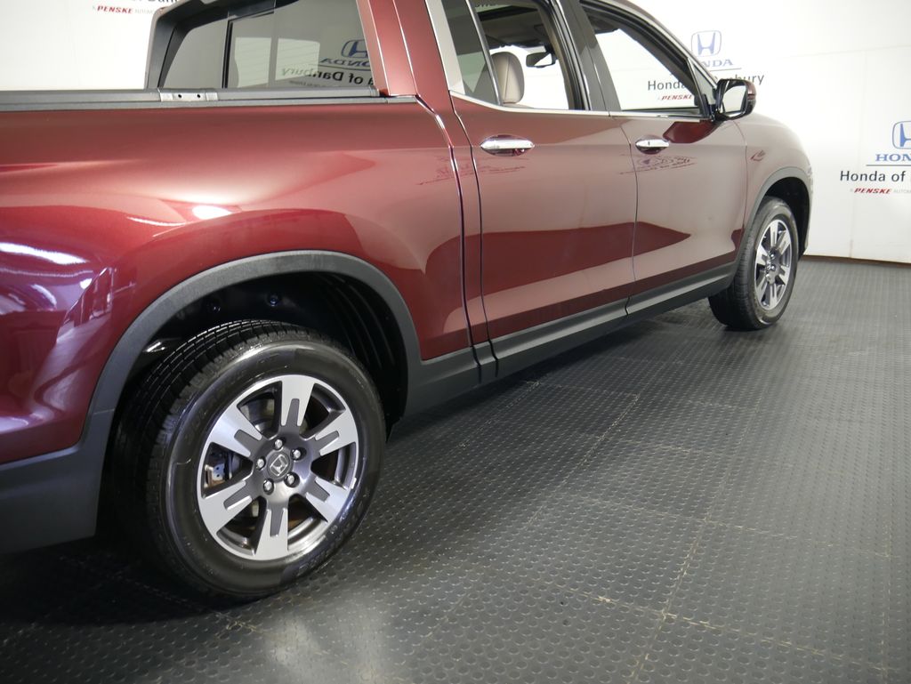 2019 Honda Ridgeline RTL-E photo 4