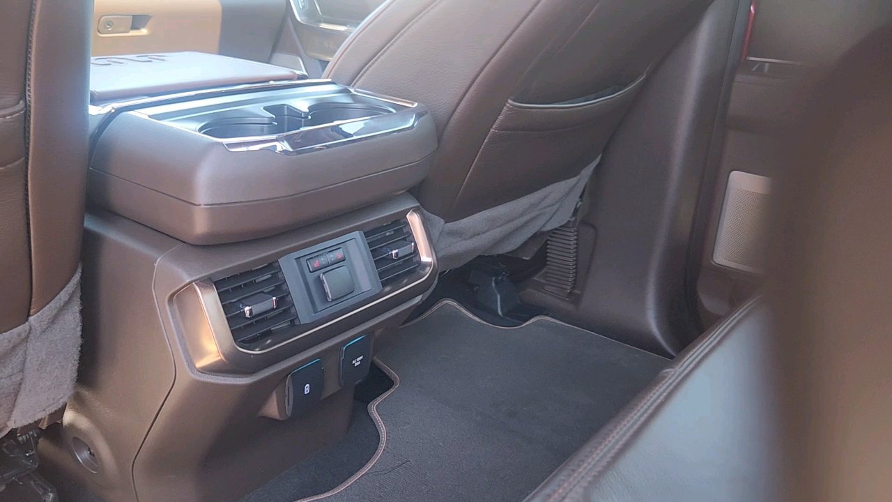 2024 Ford F-150 King Ranch photo 17