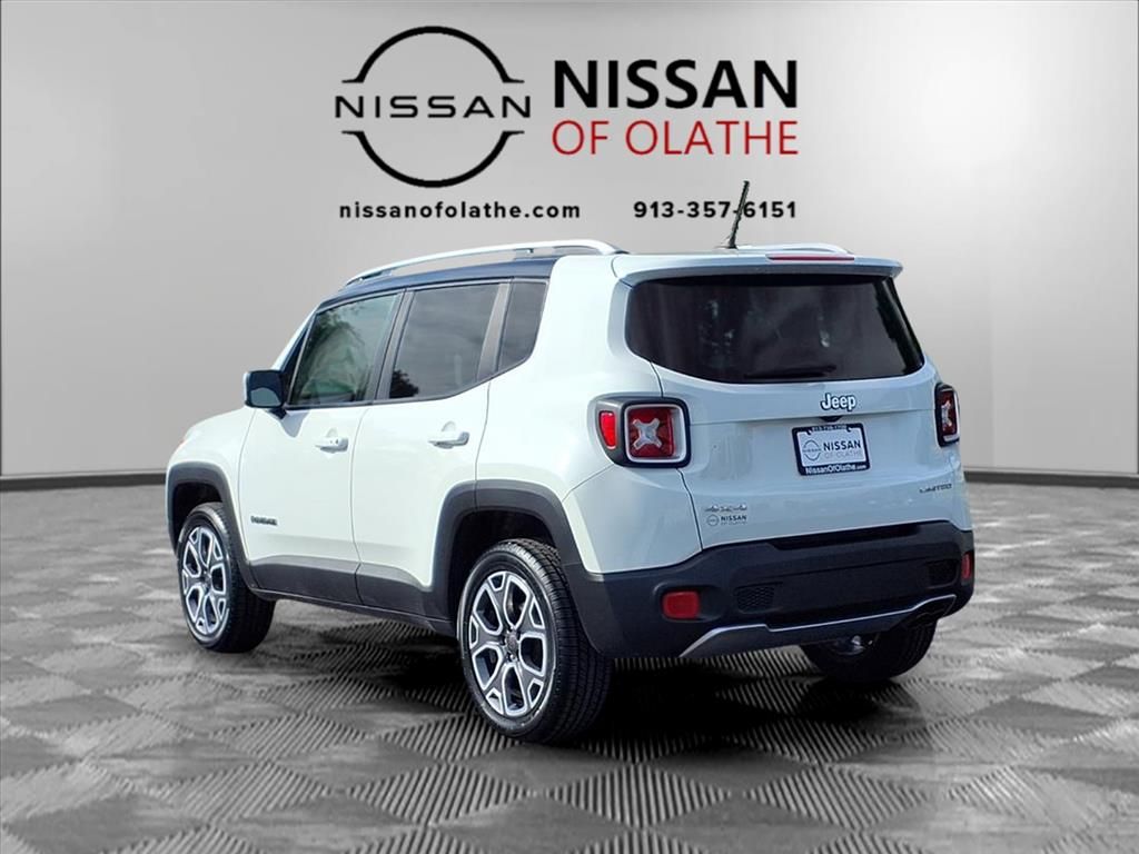 2017 Jeep Renegade Limited photo 3
