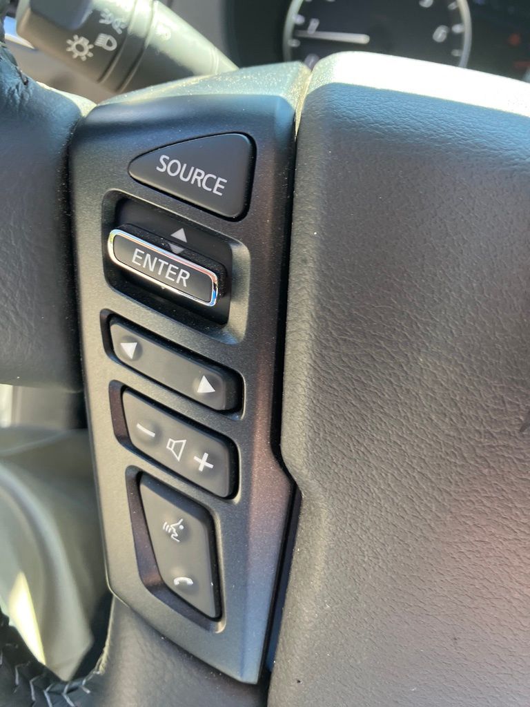 2025 Nissan Frontier SV photo 13