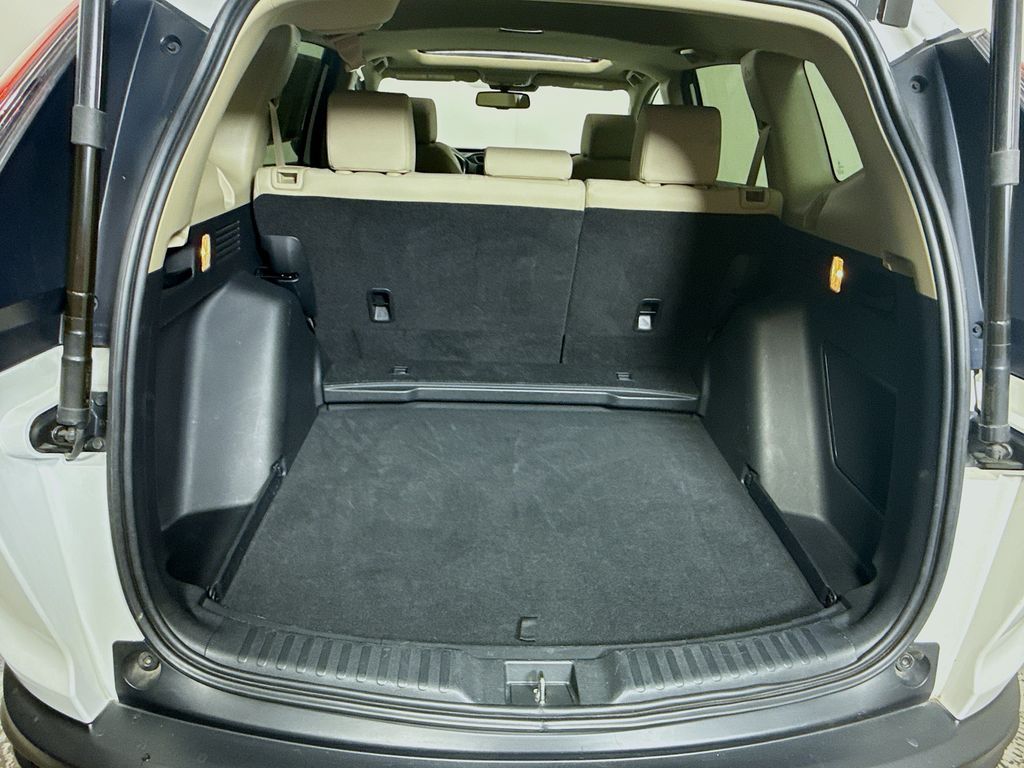 2020 Honda CR-V Touring photo 24