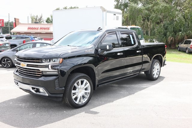 2021 Chevrolet Silverado 1500 High Country photo 3