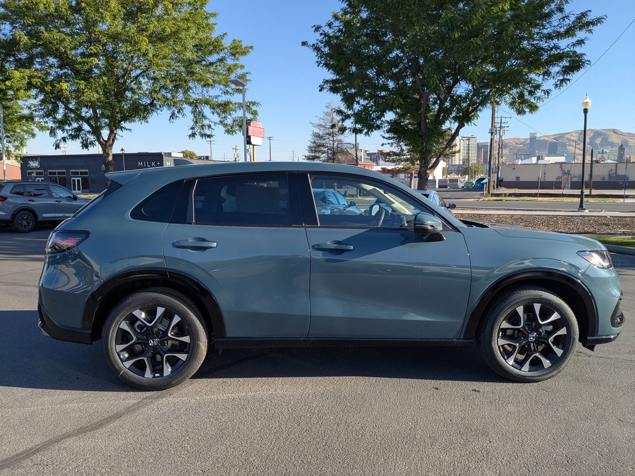 2026 Honda HR-V EX-L photo 2