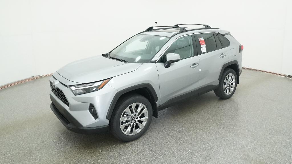 2025 Toyota RAV4 XLE Premium's photo