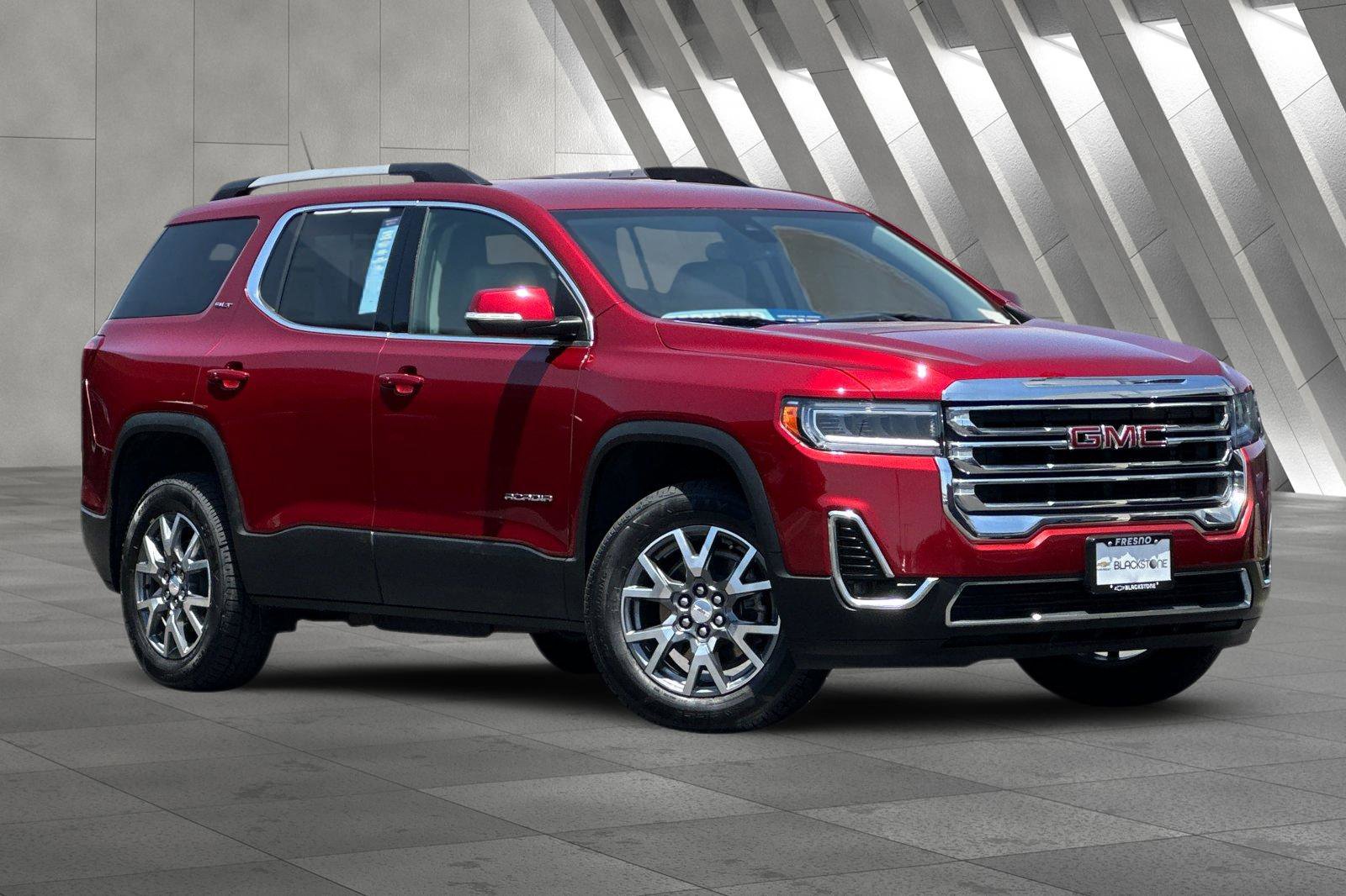 2023 GMC Acadia SLT's photo