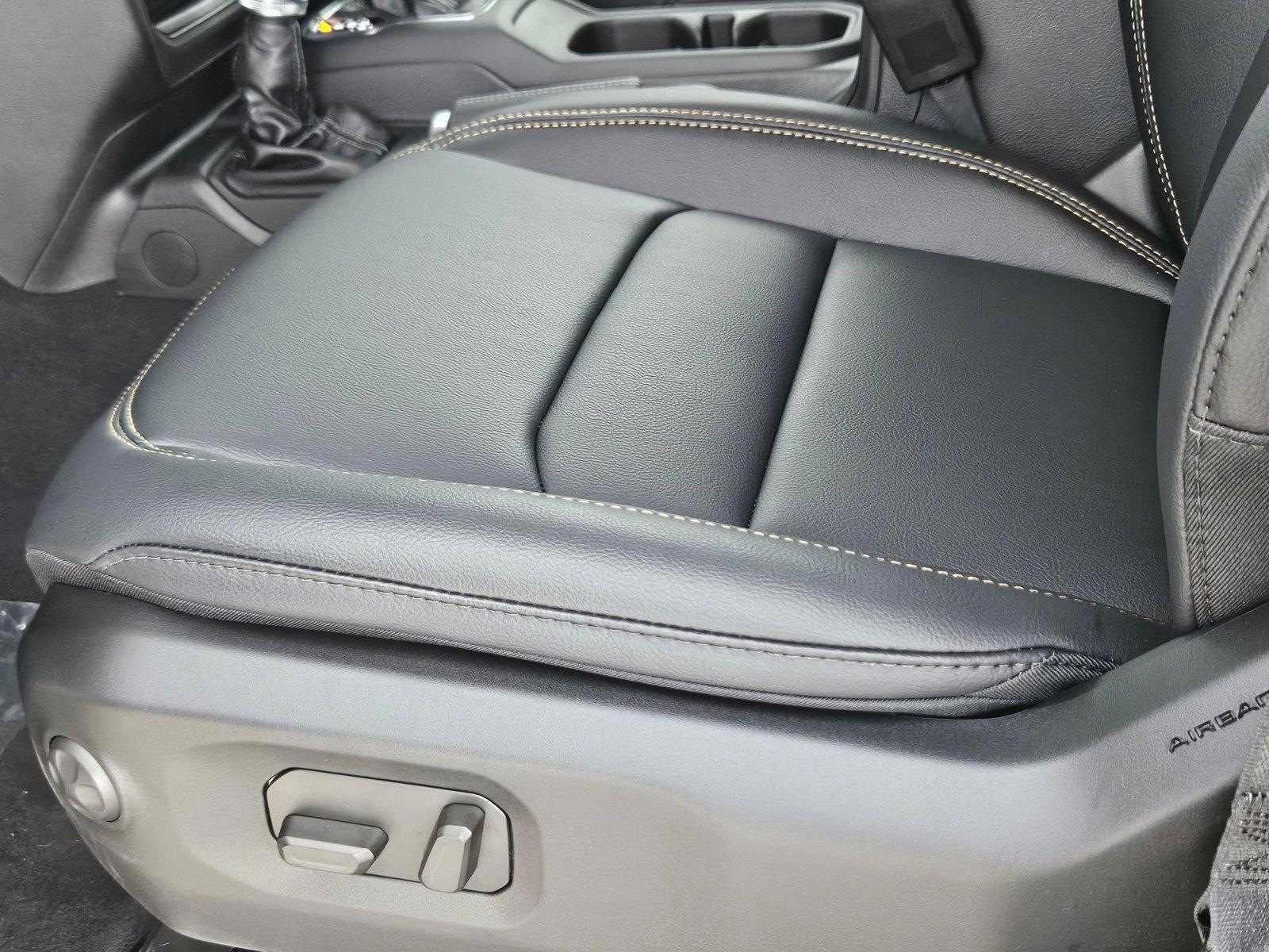 2025 Jeep Gladiator Sport S photo 4