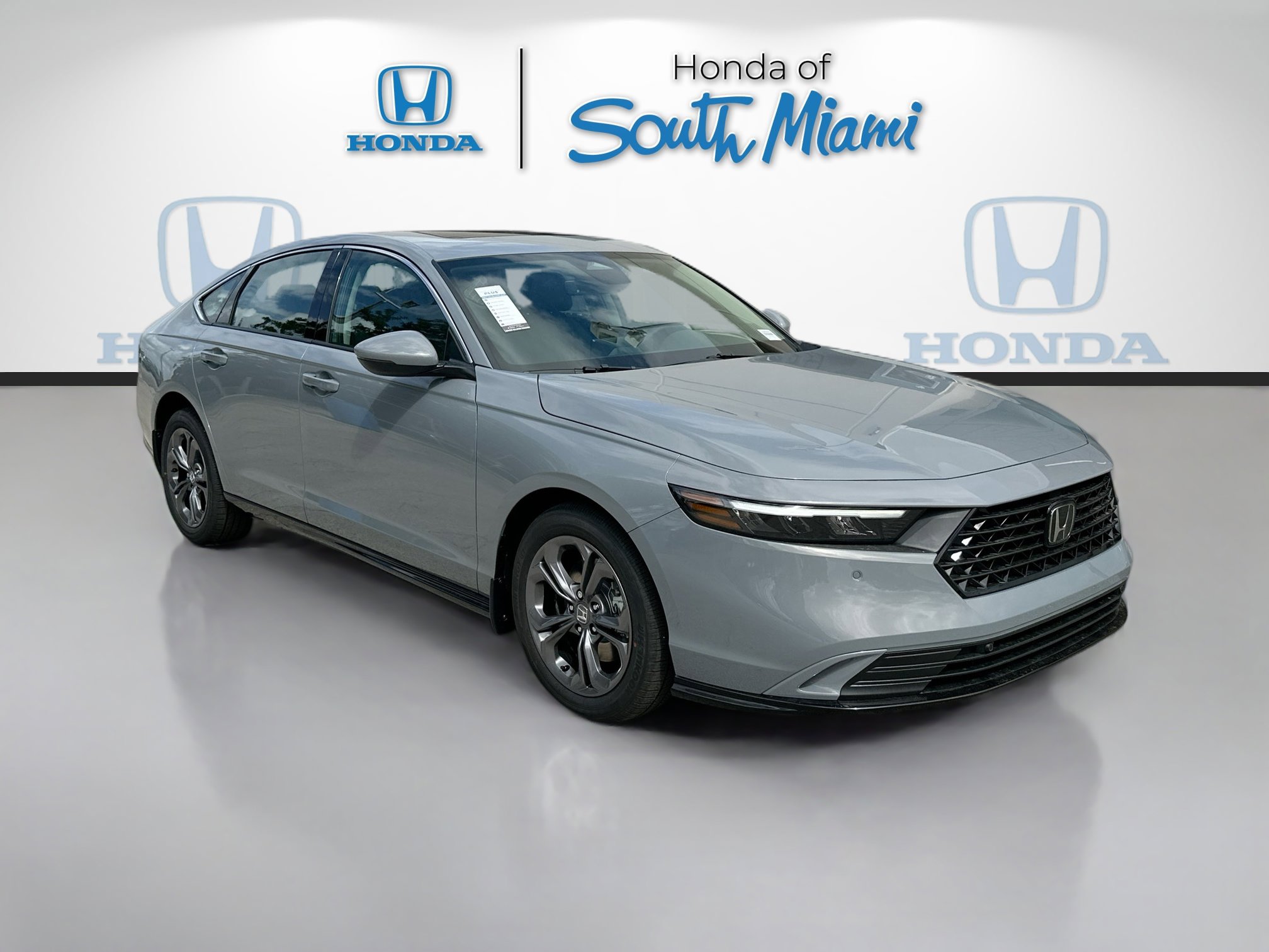 2025 Honda Accord Hybrid EX-L's photo