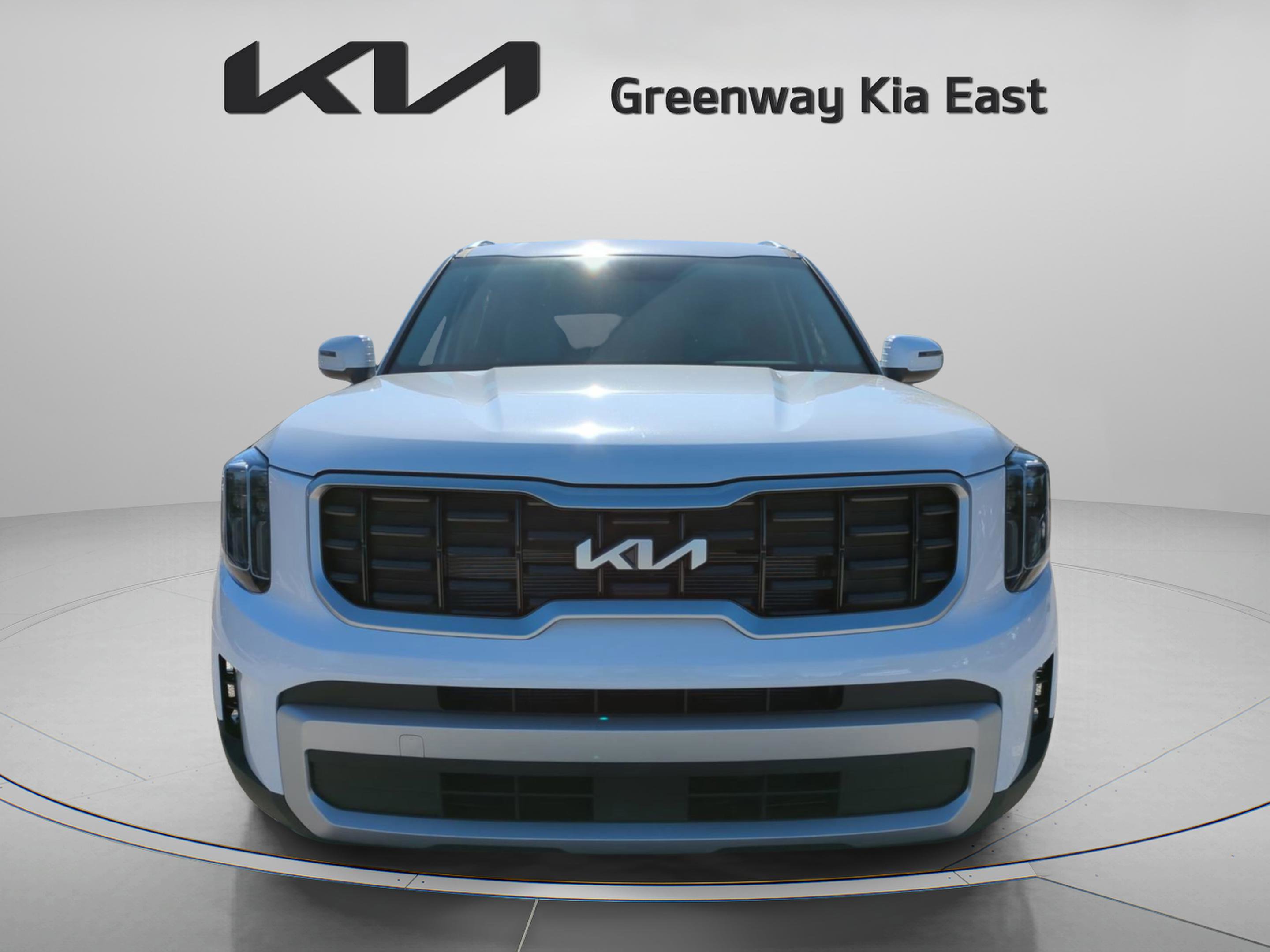 2025 Kia Telluride S photo 2