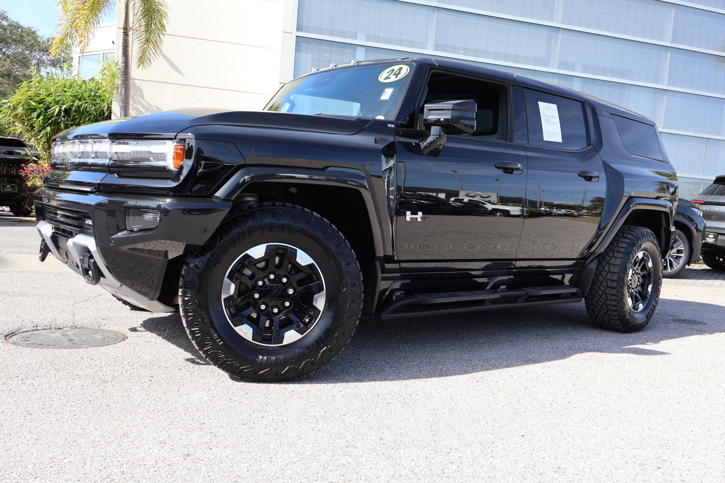 2024 GMC Hummer EV 3X's photo