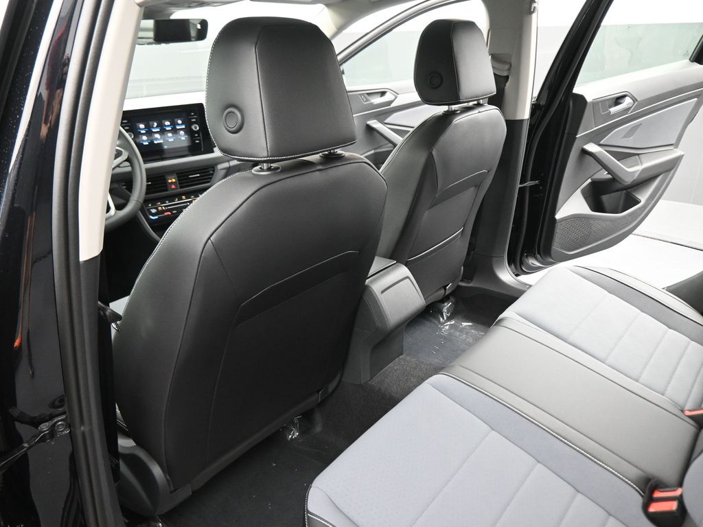 2025 Volkswagen Jetta 1.5T SE photo 37