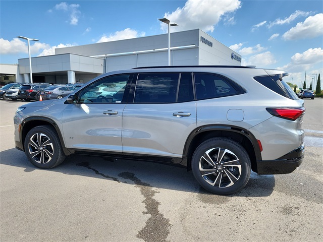 2026 Buick Enclave Sport Touring photo 4