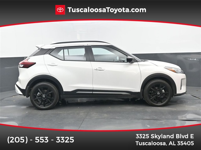 2024 Nissan Kicks SR's photo