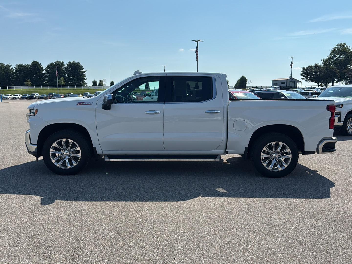 2020 Chevrolet Silverado 1500 LTZ photo 3