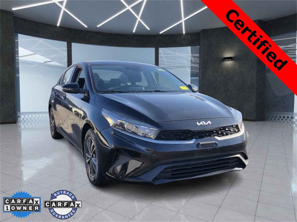2023 Kia Forte LXS's photo
