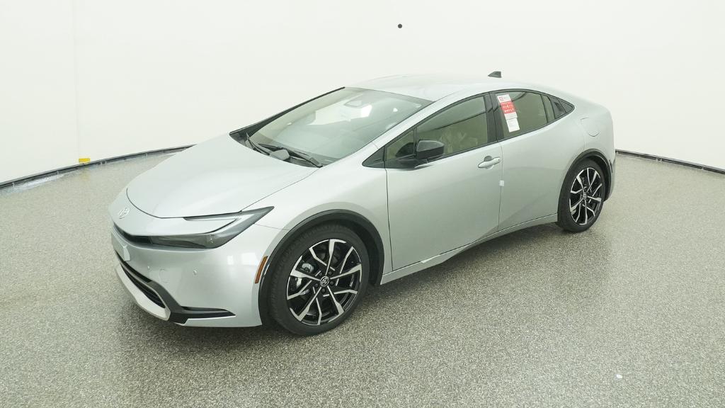 2026 Toyota Prius XSE's photo