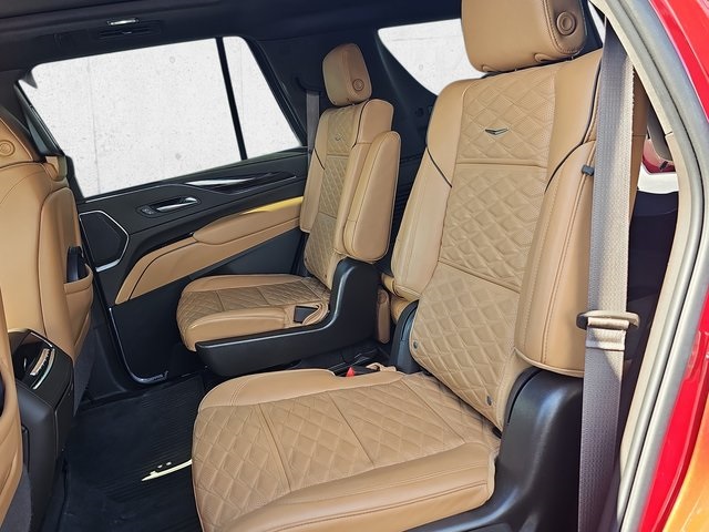 2023 Cadillac Escalade Premium Luxury photo 17