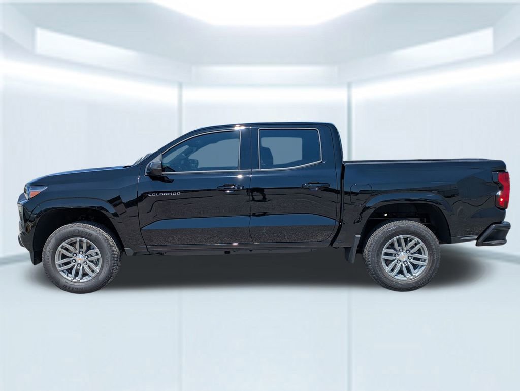 2026 Chevrolet Colorado LT photo 2