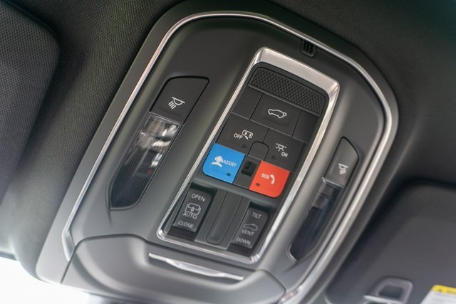 2025 Jeep Grand Cherokee Laredo X photo 20