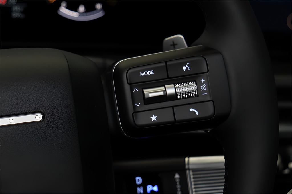2026 Hyundai Santa Fe SE photo 10