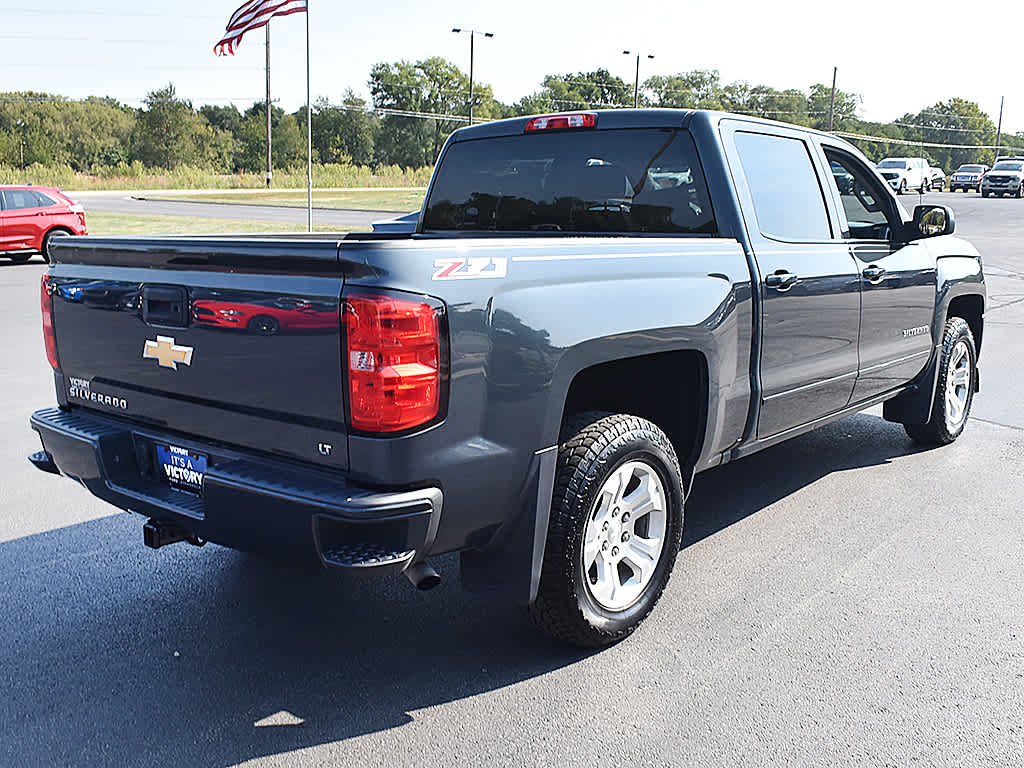 2017 Chevrolet Silverado 1500 LT photo 14